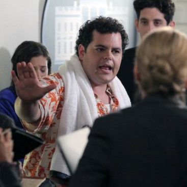 <i>1600 Penn</i> Review: "The Skiplantic Ocean" (Episode 1.02)