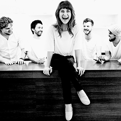 The Most Beautiful Band On The Web: A Banda Mais Bonita de Cidade