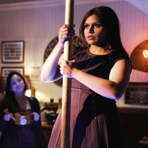<i>The Mindy Project</i> Review: "Frat Party" (Episode 1.23)