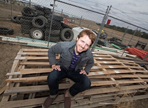 CR Smith Wins HGTV and <i>Paste</i>'s "Be the New Sound of HGTV" Contest