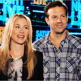 <i>Saturday Night Live</i> Review: "Christina Applegate/Passion Pit" (Episode 38.4)