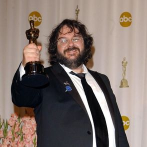 Peter Jackson Responds to Allegations of Unsafe Conditions for Animals in <i>The Hobbit</i>