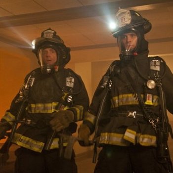 <i>Chicago Fire</i> Review: "Pilot/Mon Amour" (Episodes 1.01/1.02)