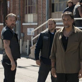 <i>Sons of Anarchy</i> Review: "To Thine Own Self" (Episode 5.11)