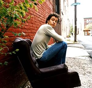 Amos Lee Announces Winter Tour, New Album