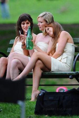 <i>Bachelorette</i>