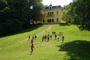 <i>The Chilean Building</i> (<i>El Edificio de los Chilenos</i>)