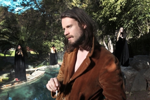Father John Misty Announces Fall Tour