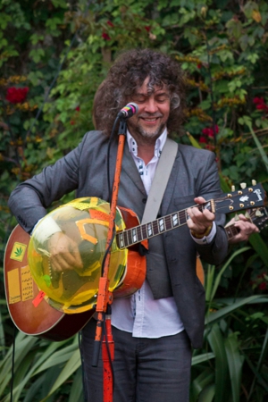 Watch The Flaming Lips and Nels Cline Cover The Beatles
