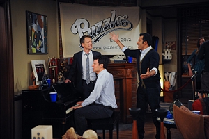 <i>How I Met Your Mother</i> Review: "Tailgate" (Episode 7.13)