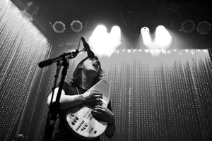 Sharon Van Etten Extends U.S. Tour