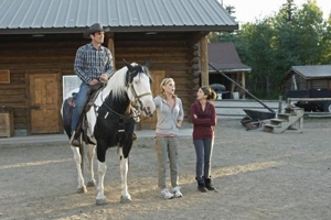<i>Modern Family</i> Review: "Dude Ranch" and "When Good Kids Go Bad" (3.01 / 3.02)