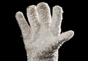 Michael Jackson's Victory Tour Glove to be Auctioned
