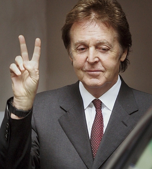 Paul McCartney Writing Music With <i>Halo</i> Developer