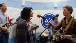 Watch Sharon Van Etten and Shearwater Cover “Stop Draggin’ My Heart Around”