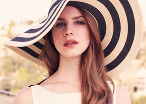 Watch Lana Del Rey Perform New Song "Body Electric"