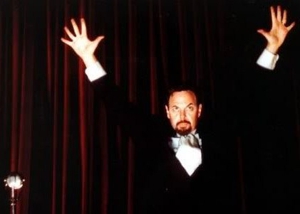 David Lynch To Open <i>Mulholland Dr.</i> Nightclub