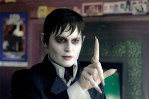 <i>Dark Shadows</i>
