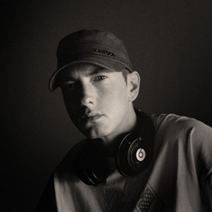Eminem, Foo Fighters, Muse Attached as Lollapalooza 2011 Headliners