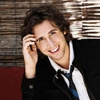 Watch Josh Groban Sing Kanye West's Tweets