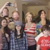 <em>Modern Family</em> Review: "Hawaii" (1.23)