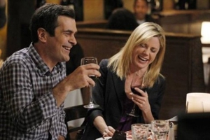 <i>Modern Family</i> Review: "Aunt Mommy" (Episode 3.15)