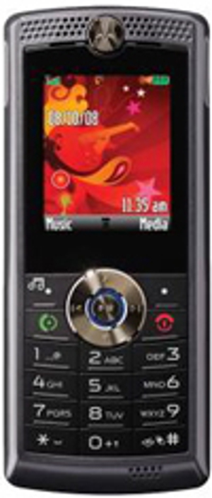 Motorola to release sub-$100 music phone