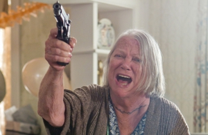<i>Shameless</i> Review “Can I Have a Mother” (2.06)
