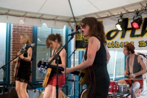 Those Darlins Extend Tour