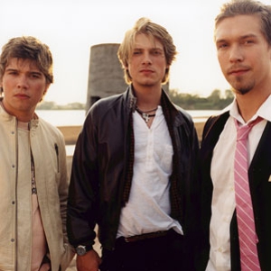 Radio station plays Hanson prank