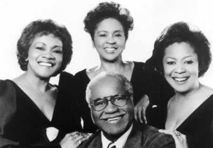 Staple Singers re-release Christmas album