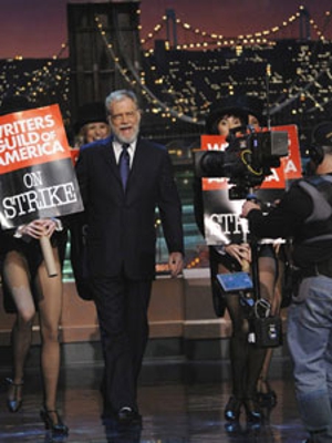 Letterman returns, delivers striking writers' top 10 list