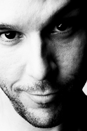 Dane Cook breaks Dave Chappelle's endurance record