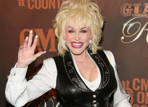 Dolly Parton to major labels: "You're history."