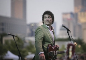 Wilco offers free song if you promise to vote