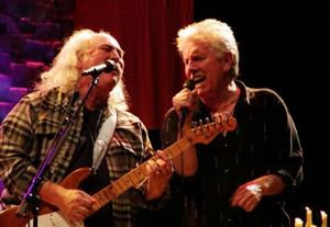 Live Review: David Crosby & Graham Nash @ Governors State University's Center For Performing Arts 10/31/08