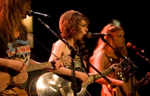 Those Darlins to drop self-titled debut in July