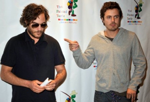 Casey Affleck Solicits Videos of Joaquin Phoenix for Rap Doc