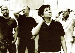 Pixies to Sell Recordings of U.S. <em>Doolittle</em> Shows