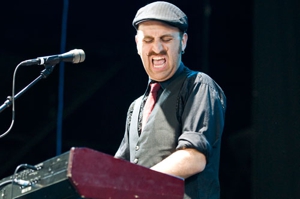 Franz Nicolay Talks Tap Dancing, Vaudeville and Why He Left The Hold Steady