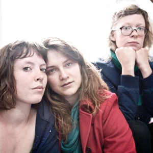 Mountain Man Touring with Jonsi, Deer Tick