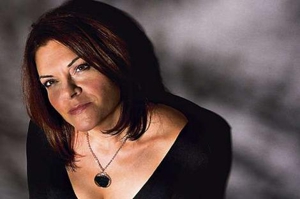 Rosanne Cash to Host National Book Foundation's 5 Under 35