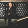 Unglued: Neil Diamond Reviews 16 Hot New artists