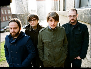 Watch Ben Gibbard Perform With Zooey Deschanel at Teen Feed Benefit