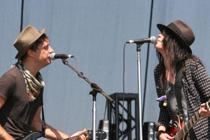 Stream The Kills' <em>Blood Pressures</em>