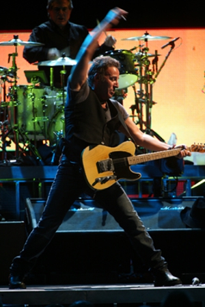 Bruce Springsteen Records 1913 Hit With Dropkick Murphys