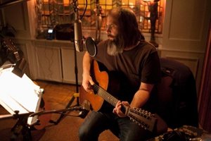 Steve Earle to Release New Album, Debut Novel