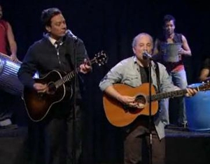 Watch Paul Simon Perform on <em>Fallon</em>, with Fallon