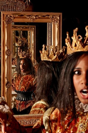 Santigold Is Back And Ready To "GO"