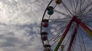 Bonnaroo 2009: Chairlift Plays on the Ferris Wheel